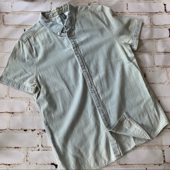 H&M Other - H&M light denim s/s button down shirt